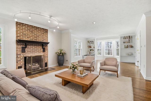 15790 BEACON HILL PL, Dumfries, VA 22025