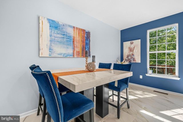 337 ROLLING VALLEY DR, Fredericksburg, VA 22405