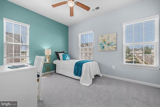 337 ROLLING VALLEY DR, Fredericksburg, VA 22405