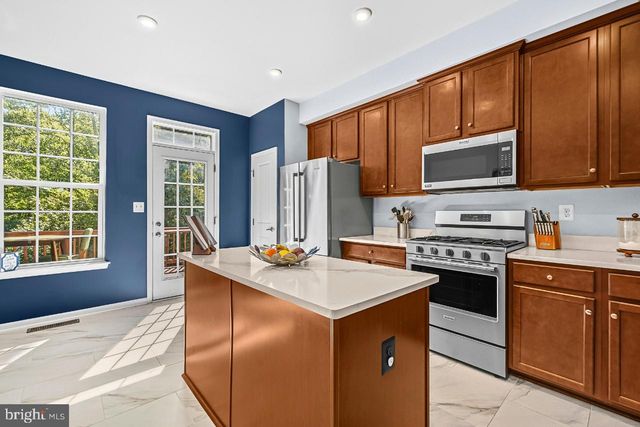337 ROLLING VALLEY DR, Fredericksburg, VA 22405