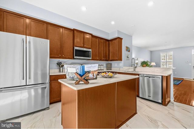337 ROLLING VALLEY DR, Fredericksburg, VA 22405