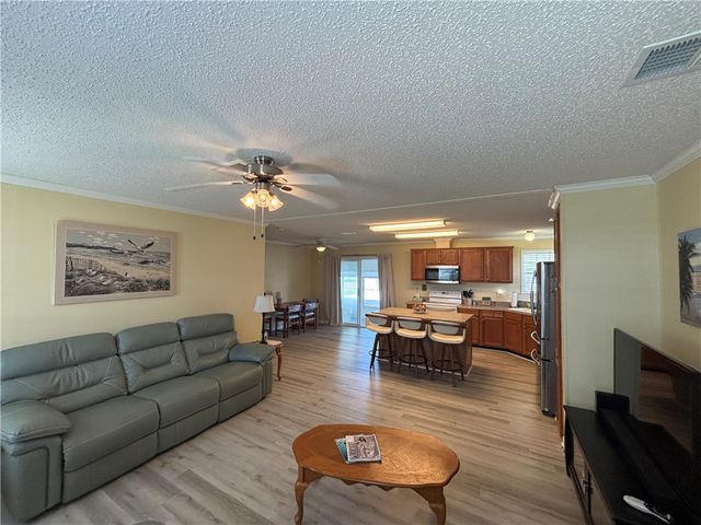 6165 98th Road, Sebastian, FL 32958