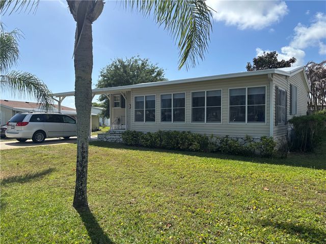 6165 98th Road, Sebastian, FL 32958