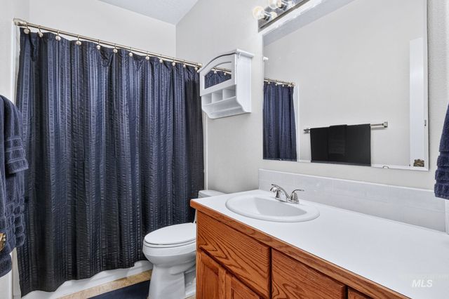 2498 S Bayou Bar Way, Meridian, ID 83642