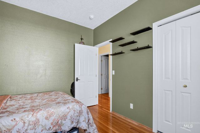 2498 S Bayou Bar Way, Meridian, ID 83642