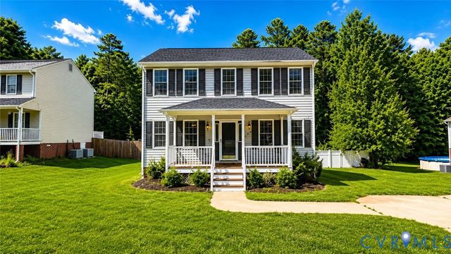 5218 Lockberry Ridge Dr, North Chesterfield, VA 23237