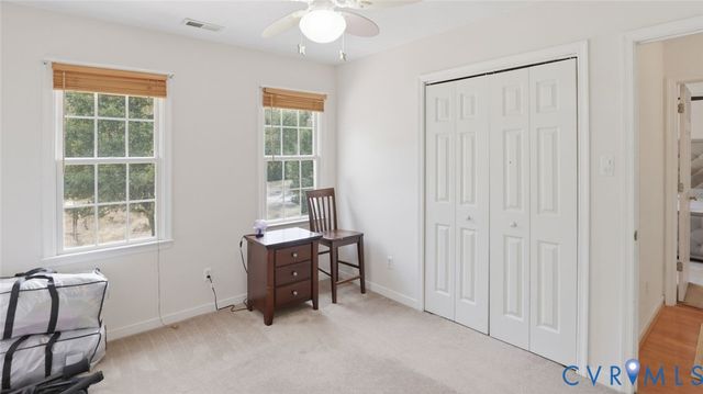 5218 Lockberry Ridge Dr, North Chesterfield, VA 23237