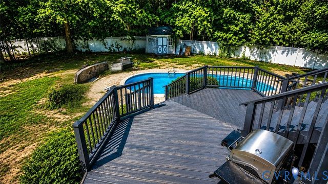 5218 Lockberry Ridge Dr, North Chesterfield, VA 23237