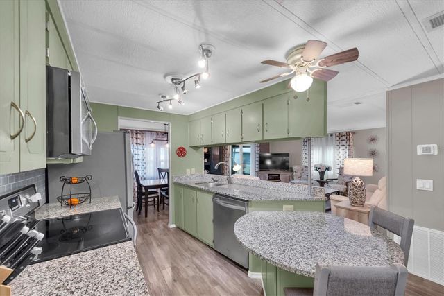 12501 ULMERTON ROAD 206, Largo, FL 33774