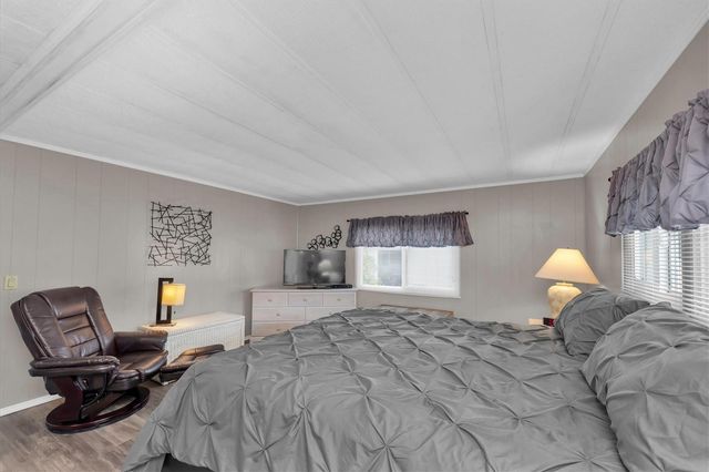 12501 ULMERTON ROAD 206, Largo, FL 33774