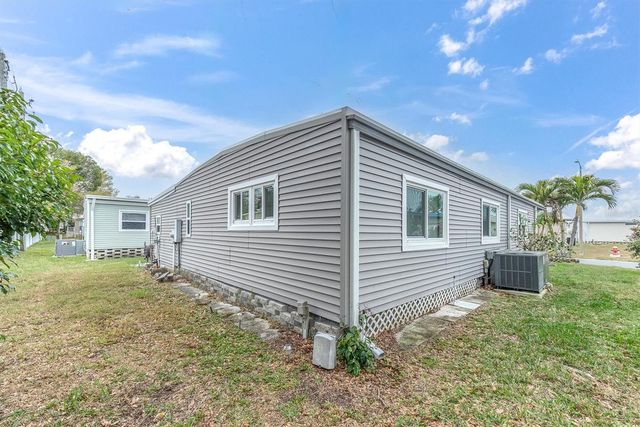 12501 ULMERTON ROAD 206, Largo, FL 33774