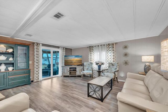 12501 ULMERTON ROAD 206, Largo, FL 33774