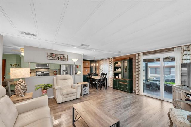 12501 ULMERTON ROAD 206, Largo, FL 33774