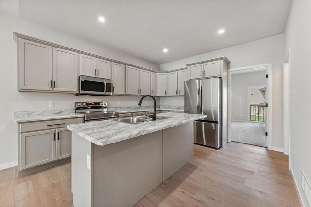 206 S Dewey Avenue, Reedsburg, WI 53959