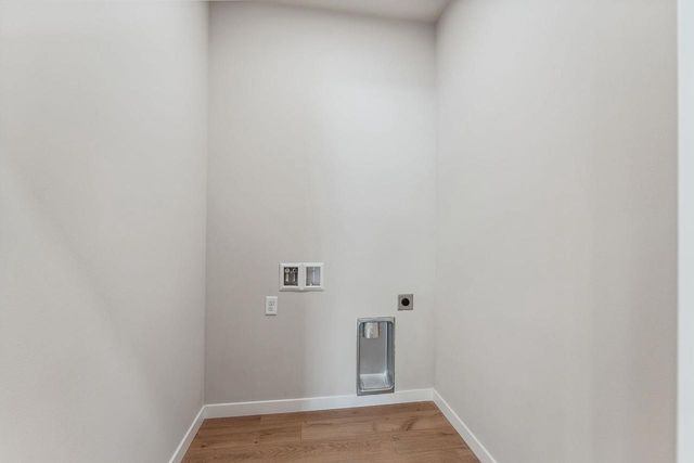 206 S Dewey Avenue, Reedsburg, WI 53959