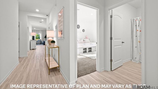 7033 Brook Hollow Drive, Zachary, LA 70791