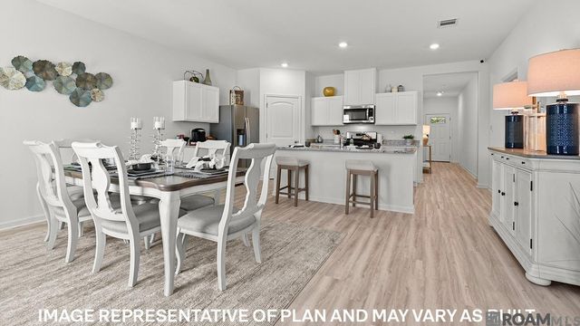 7033 Brook Hollow Drive, Zachary, LA 70791