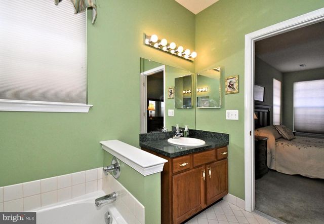 1239 SCOTT PL, Warwick, PA 18974