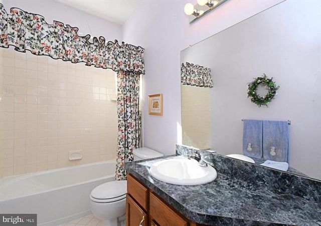 1239 SCOTT PL, Warwick, PA 18974