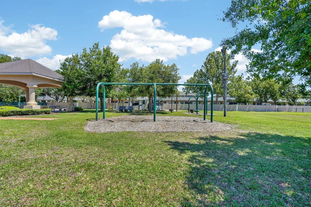 Image 36 of property listing at 3232 VAIL VIEW DRIVE, Port Orange, FL 32128