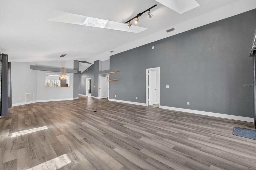 Image 7 of property listing at 3232 VAIL VIEW DRIVE, Port Orange, FL 32128