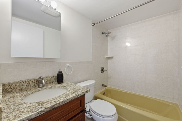 43-51 Albion St B9, Melrose, MA 02176