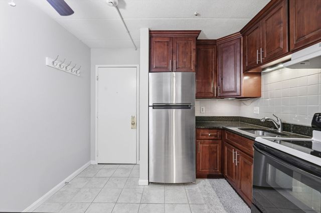 43-51 Albion St B9, Melrose, MA 02176