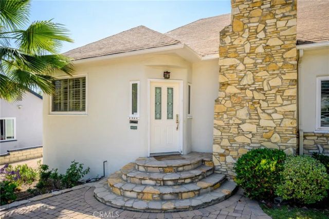 1635 Grandview Avenue, Glendale, CA 91201