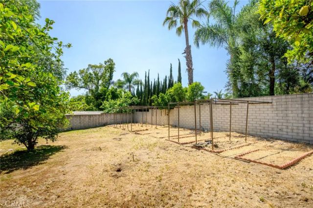 1635 Grandview Avenue, Glendale, CA 91201