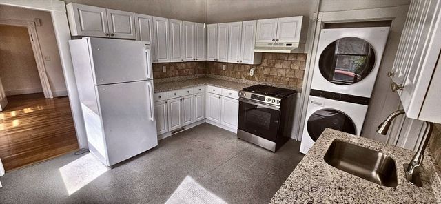 119 Chestnut 1, Waltham, MA 02453