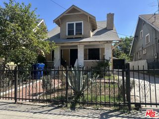 1666 Roosevelt Avenue, Los Angeles, CA 90006