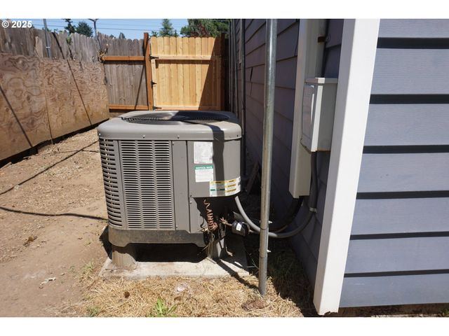 13901 Ne 39TH St, Vancouver, WA 98682