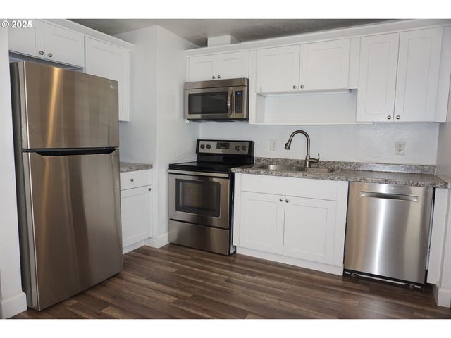 13901 Ne 39TH St, Vancouver, WA 98682