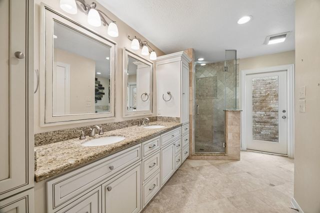2310 Mill Lake Drive, Kingwood, TX 77339
