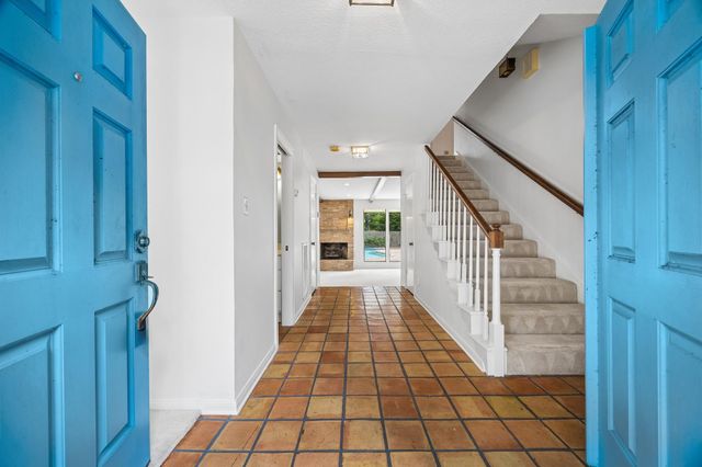 2310 Mill Lake Drive, Kingwood, TX 77339