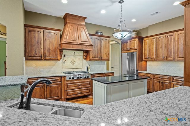 1015 Provence Place, New Braunfels, TX 78132