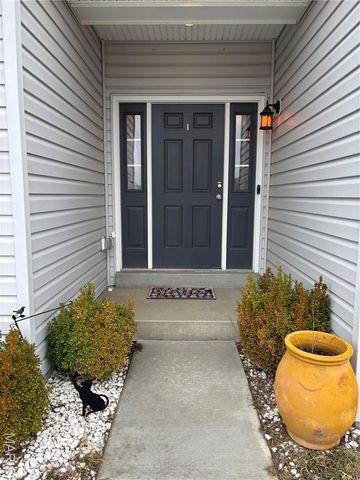 317 Palisades Court, St Charles, MO 63301