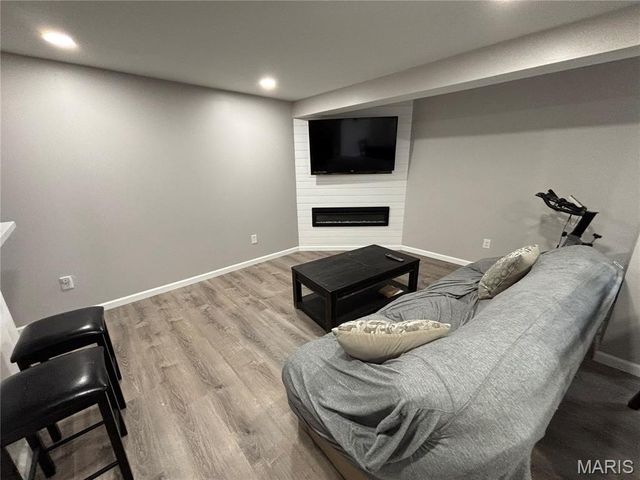 317 Palisades Court, St Charles, MO 63301