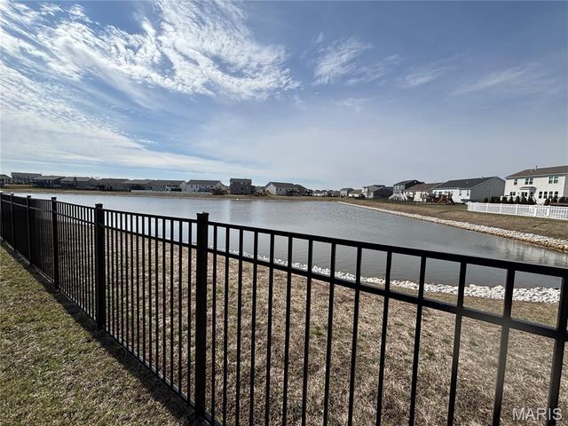 317 Palisades Court, St Charles, MO 63301