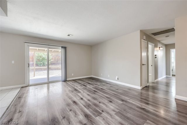 520 Close Avenue, Henderson, NV 89011