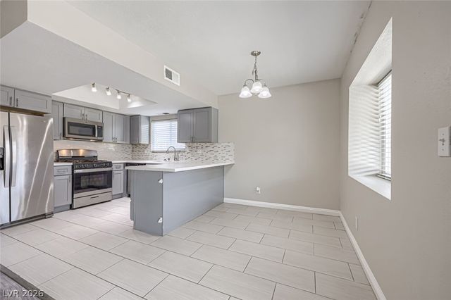 520 Close Avenue, Henderson, NV 89011
