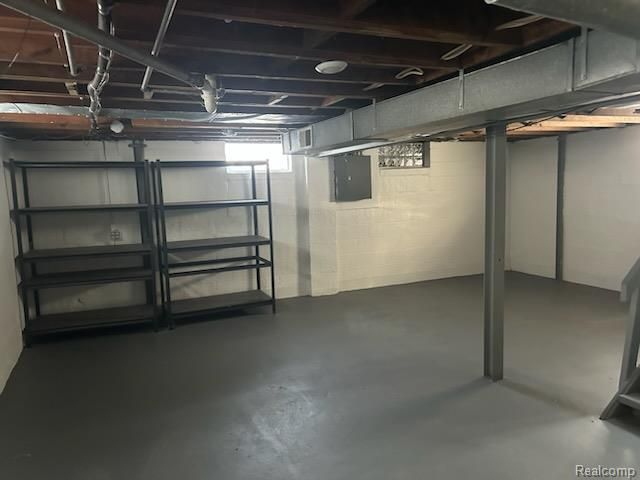 2438 Columbia Road, Berkley, MI 48072