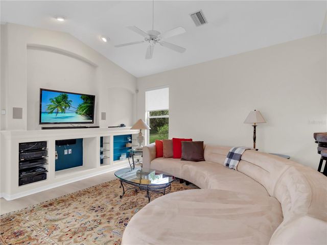 8870 HUNTINGTON POINTE DRIVE, Sarasota, FL 34238