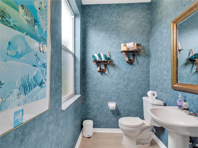 8870 HUNTINGTON POINTE DRIVE, Sarasota, FL 34238