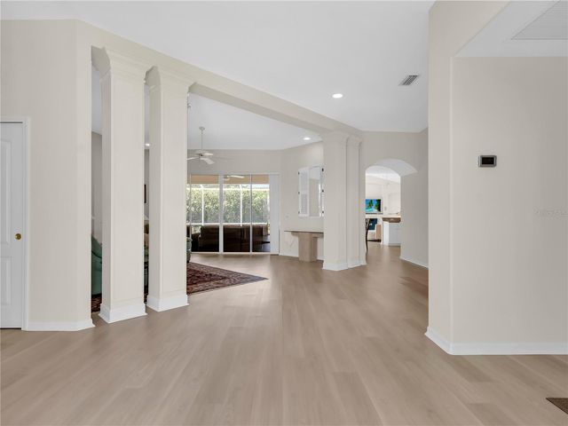 8870 HUNTINGTON POINTE DRIVE, Sarasota, FL 34238