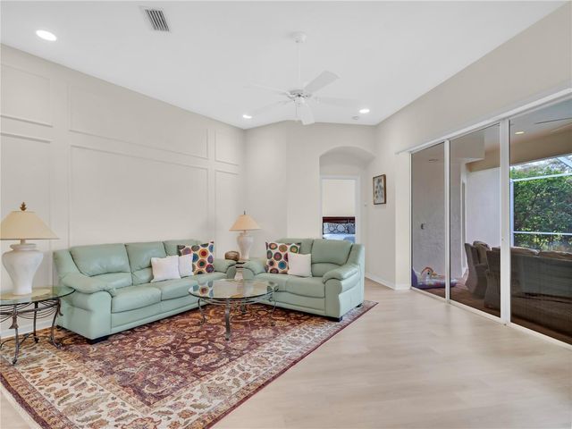 8870 HUNTINGTON POINTE DRIVE, Sarasota, FL 34238