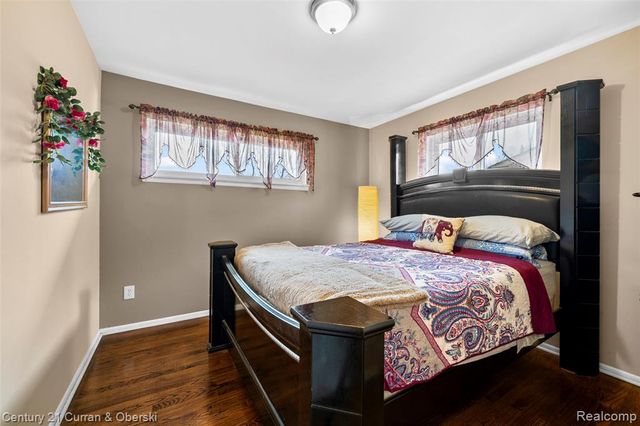 8423 Norborne Avenue, Dearborn Heights, MI 48127