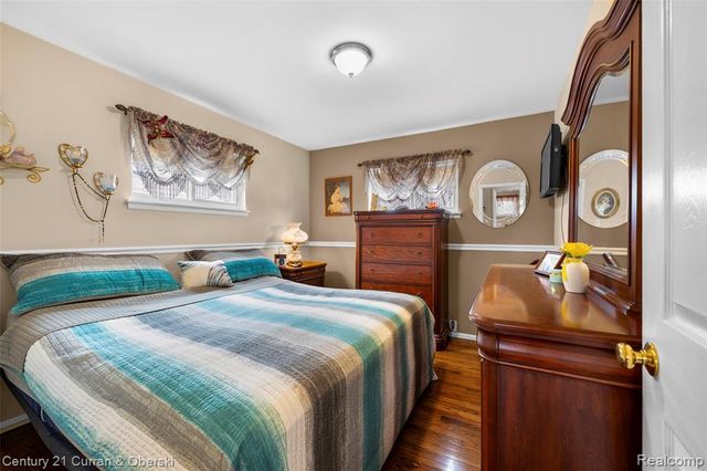 8423 Norborne Avenue, Dearborn Heights, MI 48127