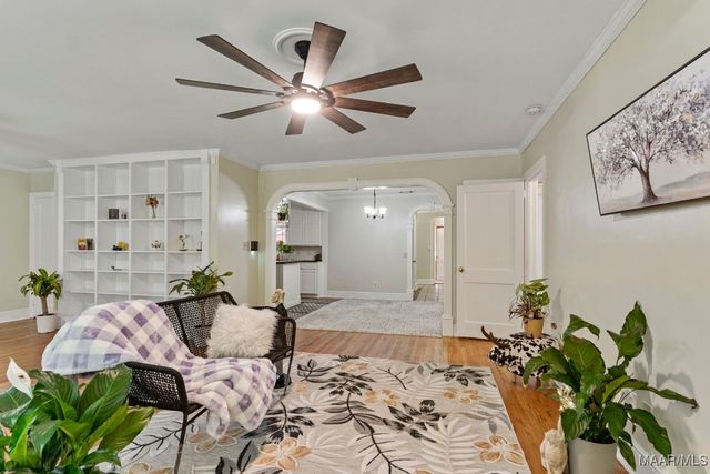 11 Calhoun Road, Montgomery, AL 36109