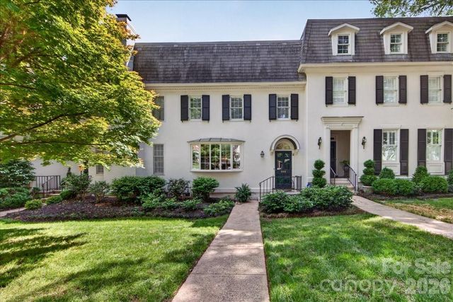 202 Perrin Place, Charlotte, NC 28207